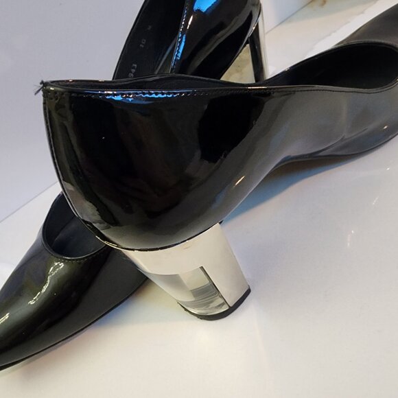 Stuart Weitzman Patent Leather W/Mirrored Clear Heel - Size 10 - Picture 6 of 10